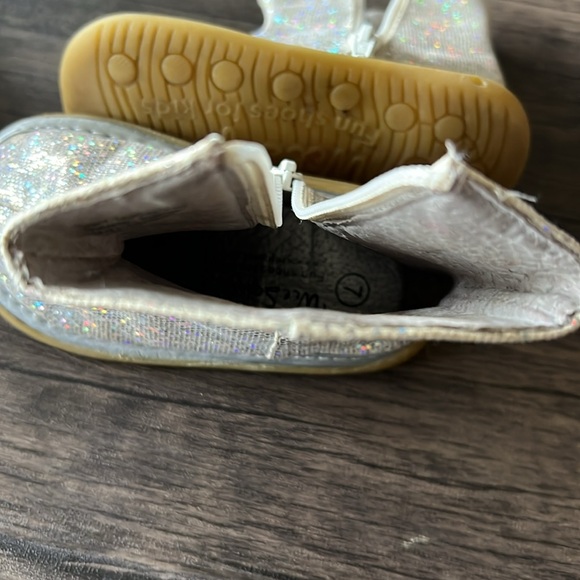 Wee Squeak Silver Sparkle Zip up Boots without the squeaker toddler Size 7 - Picture 5 of 5